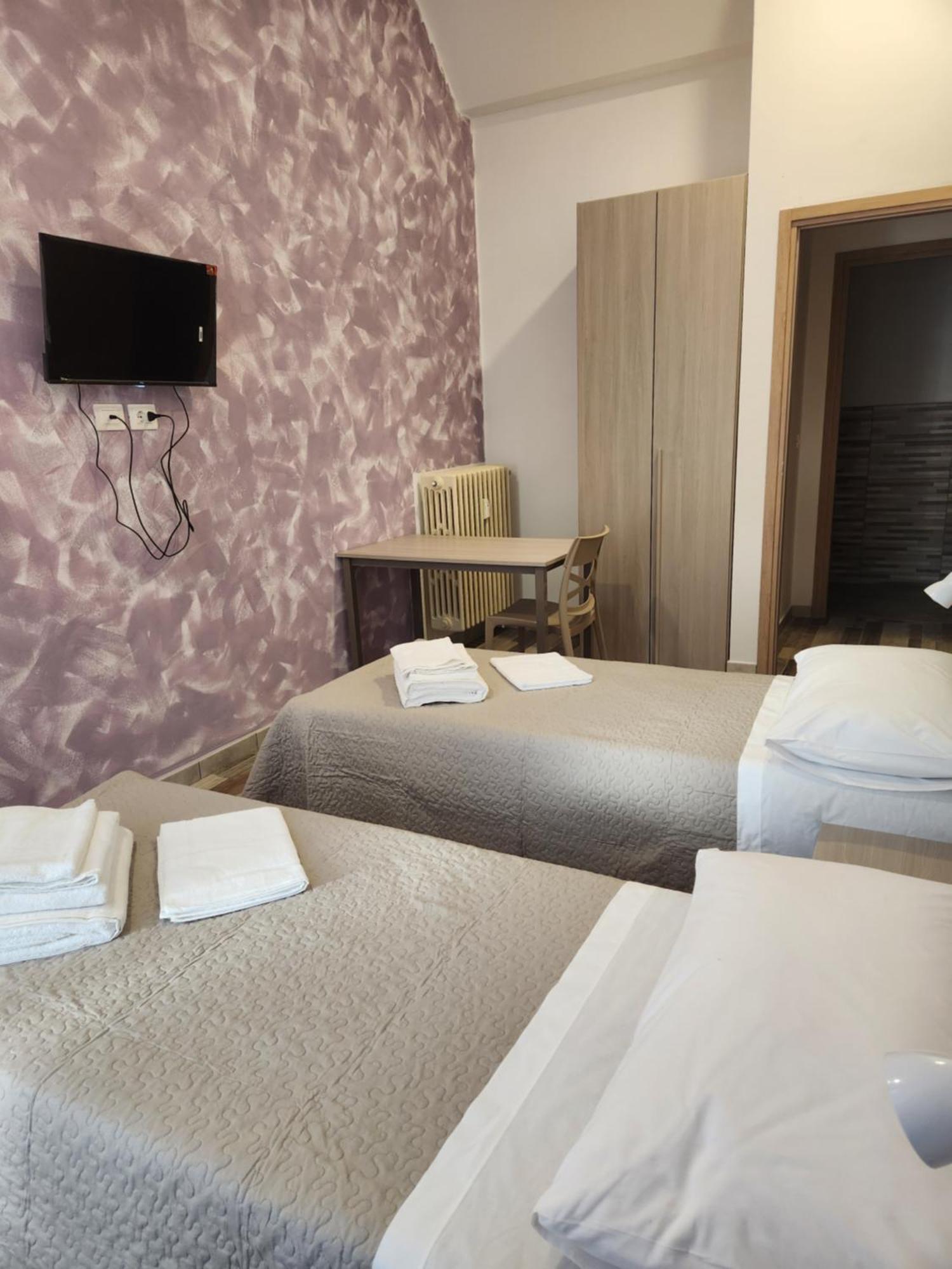 Hotel Casa Roxana Torino Esterno foto