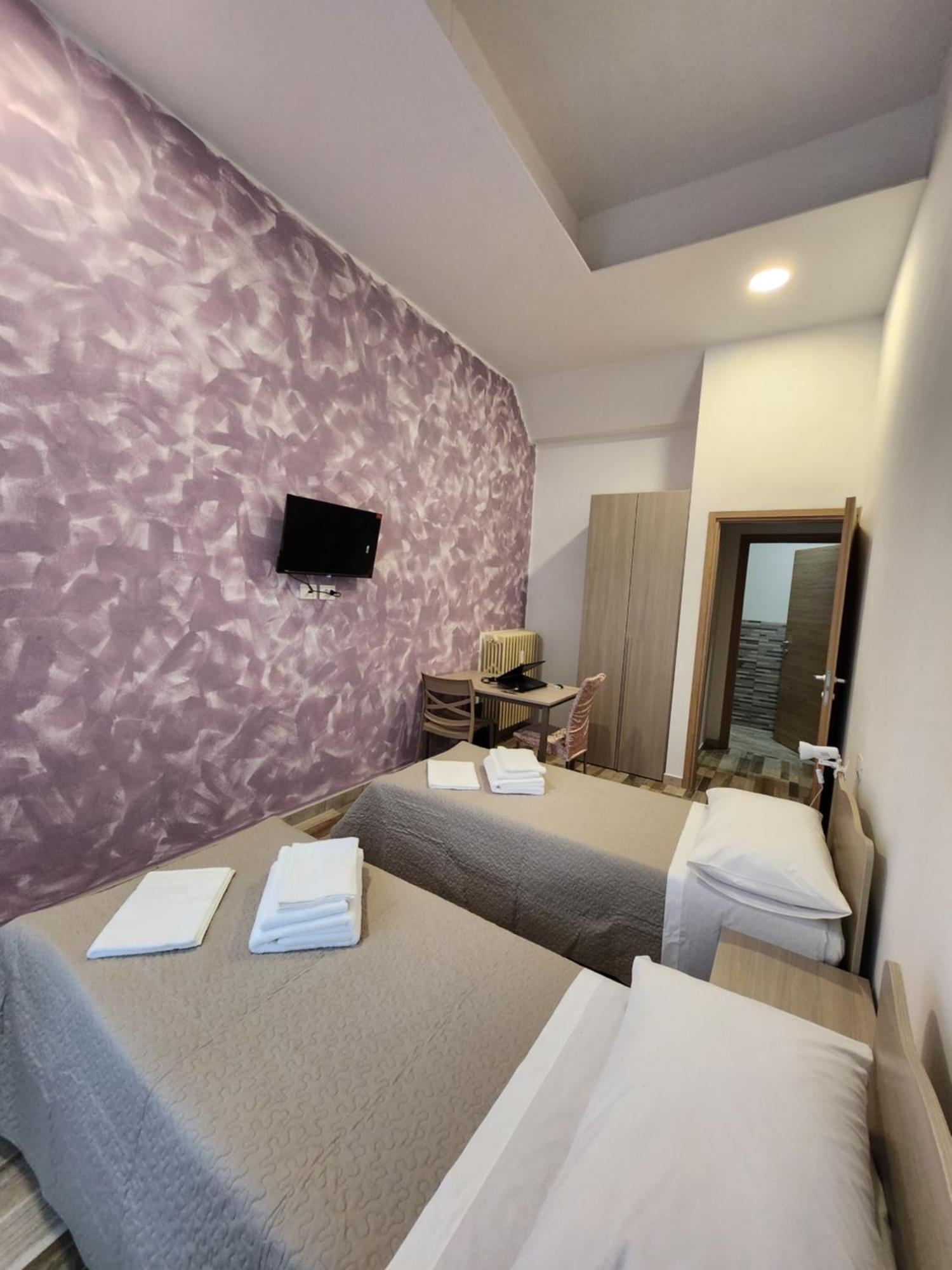 Hotel Casa Roxana Torino Esterno foto