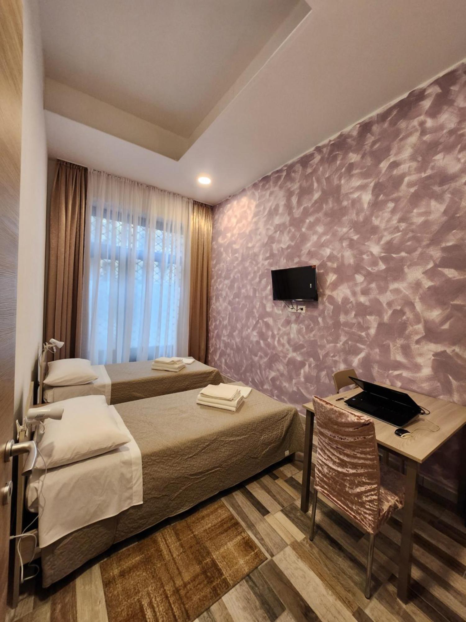 Hotel Casa Roxana Torino Esterno foto